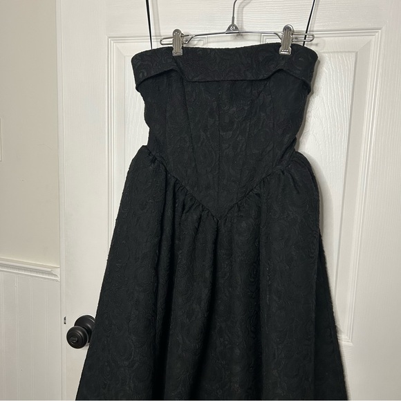 BHLDN Jacquard Strapless Basque-Waist Corset Fit & Flare Gown - Picture 4 of 16